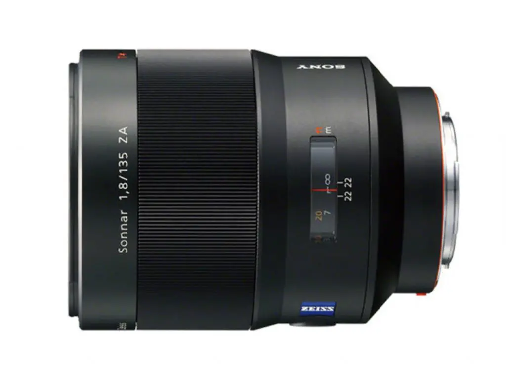 Sony Sonnar T* 135mm f/1.8 ZA Lens