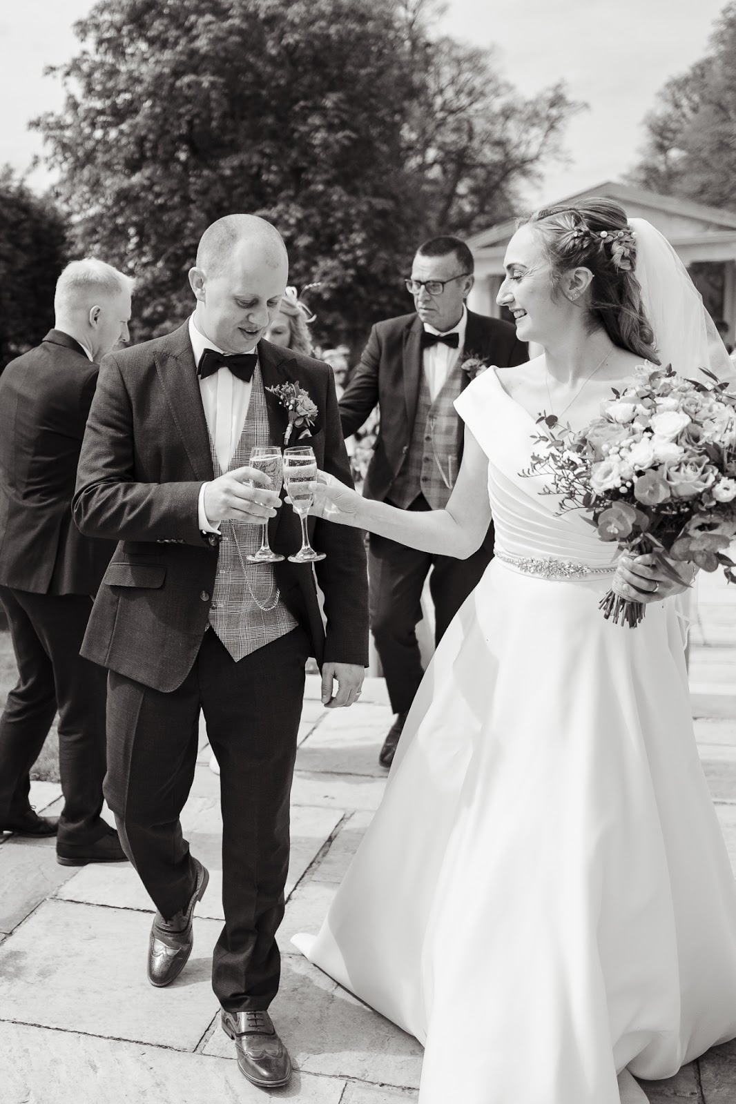 groom and bride photography