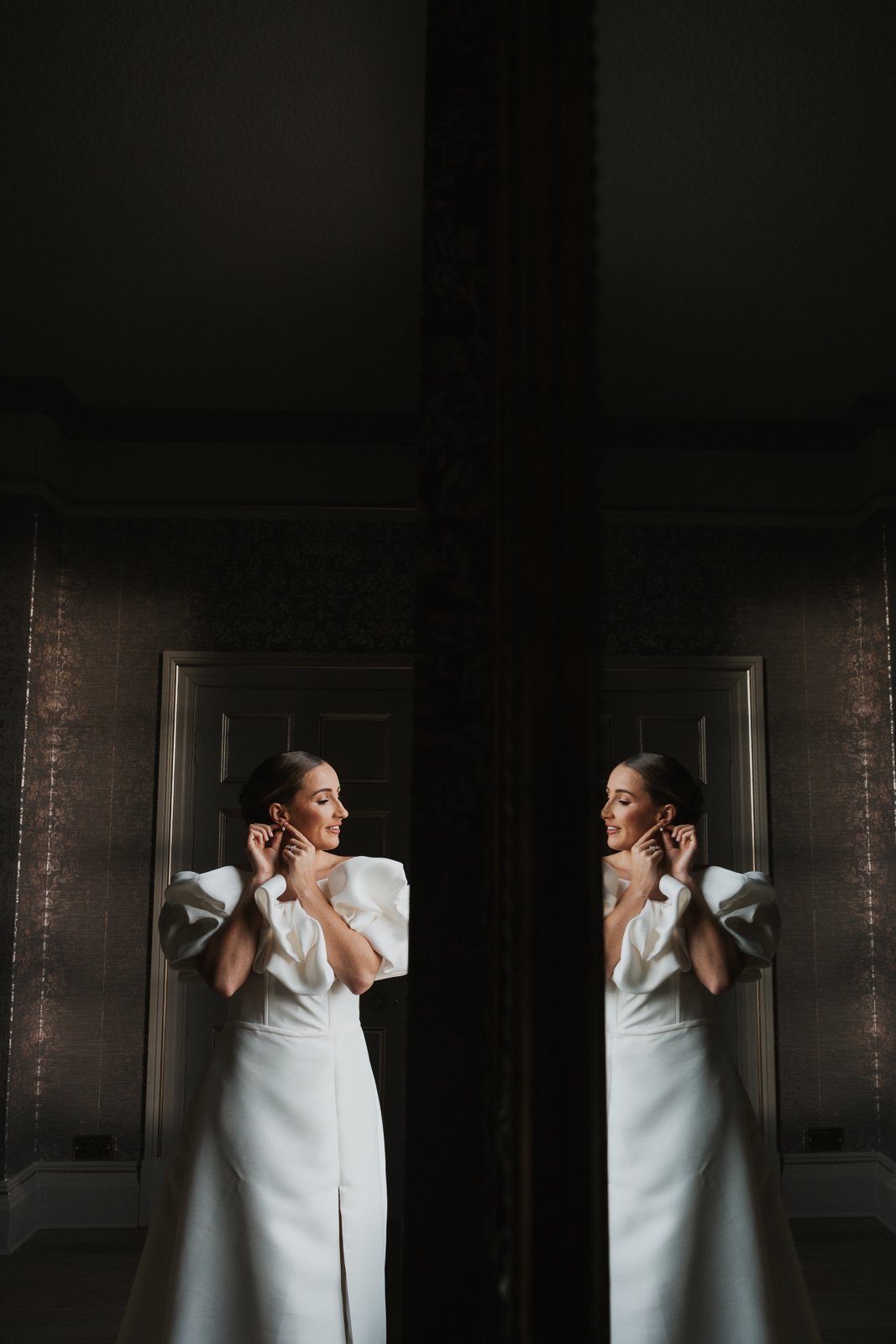 how to photograph a bride