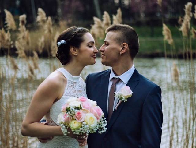 wedding photography shots - bride and groom couple shots
