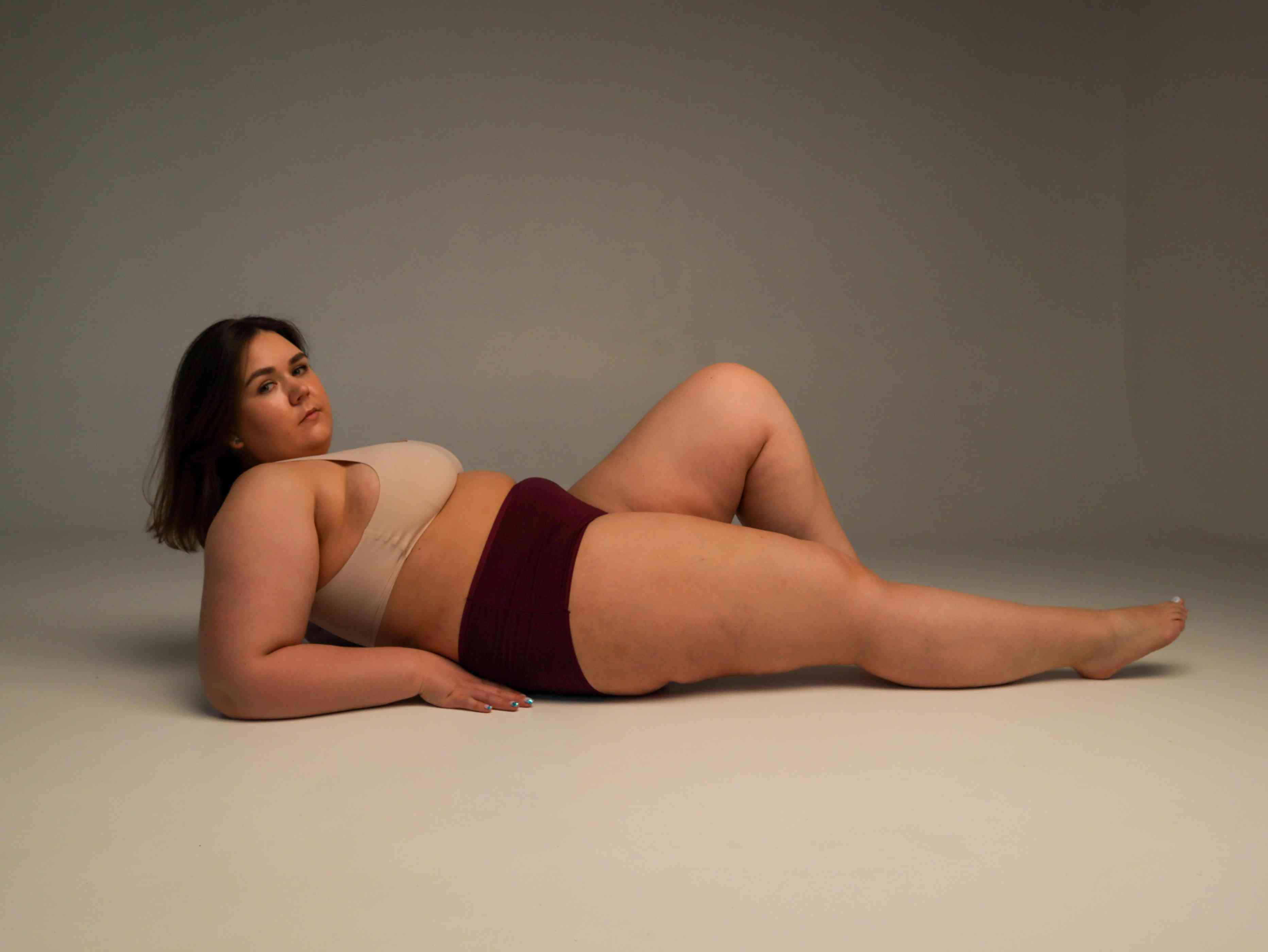 Side-Laying Arch plus size boudoir photography