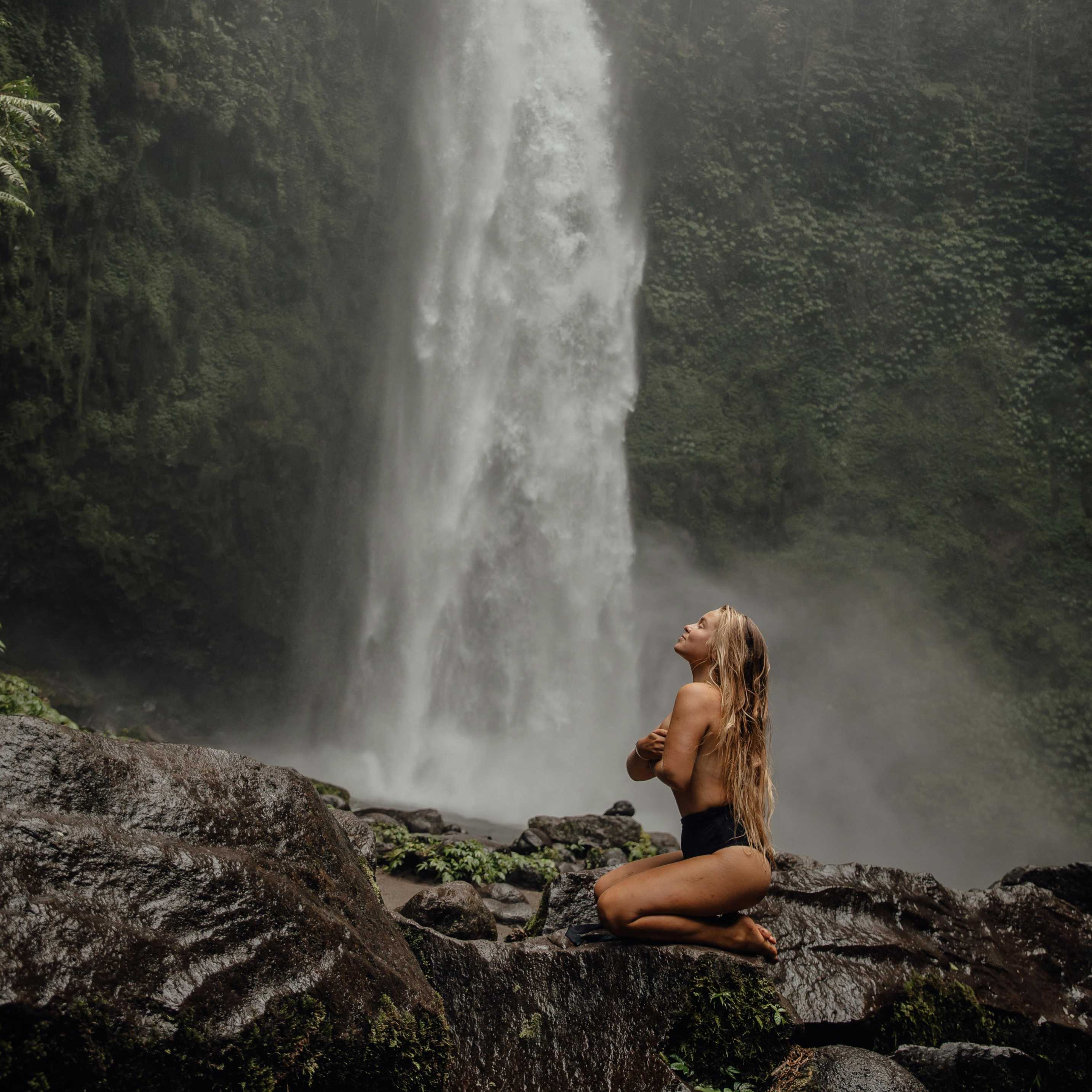 outdoor boudoir photography