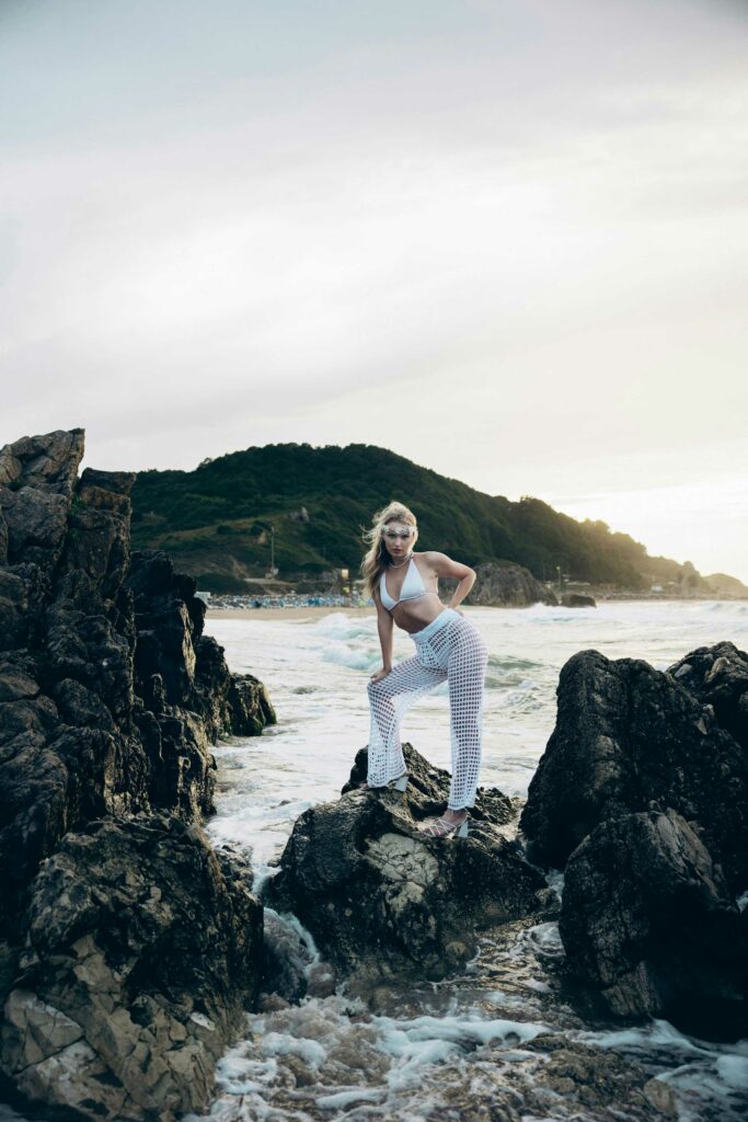 outdoor boudoir photography in the mountains