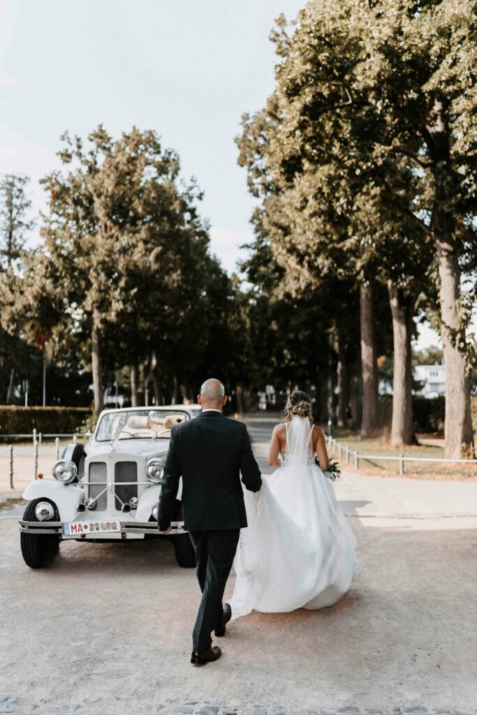 Timeless Elegance luxury wedding photography style