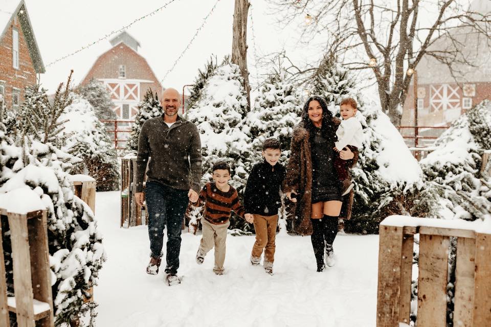 Christmas tree farm photoshoot