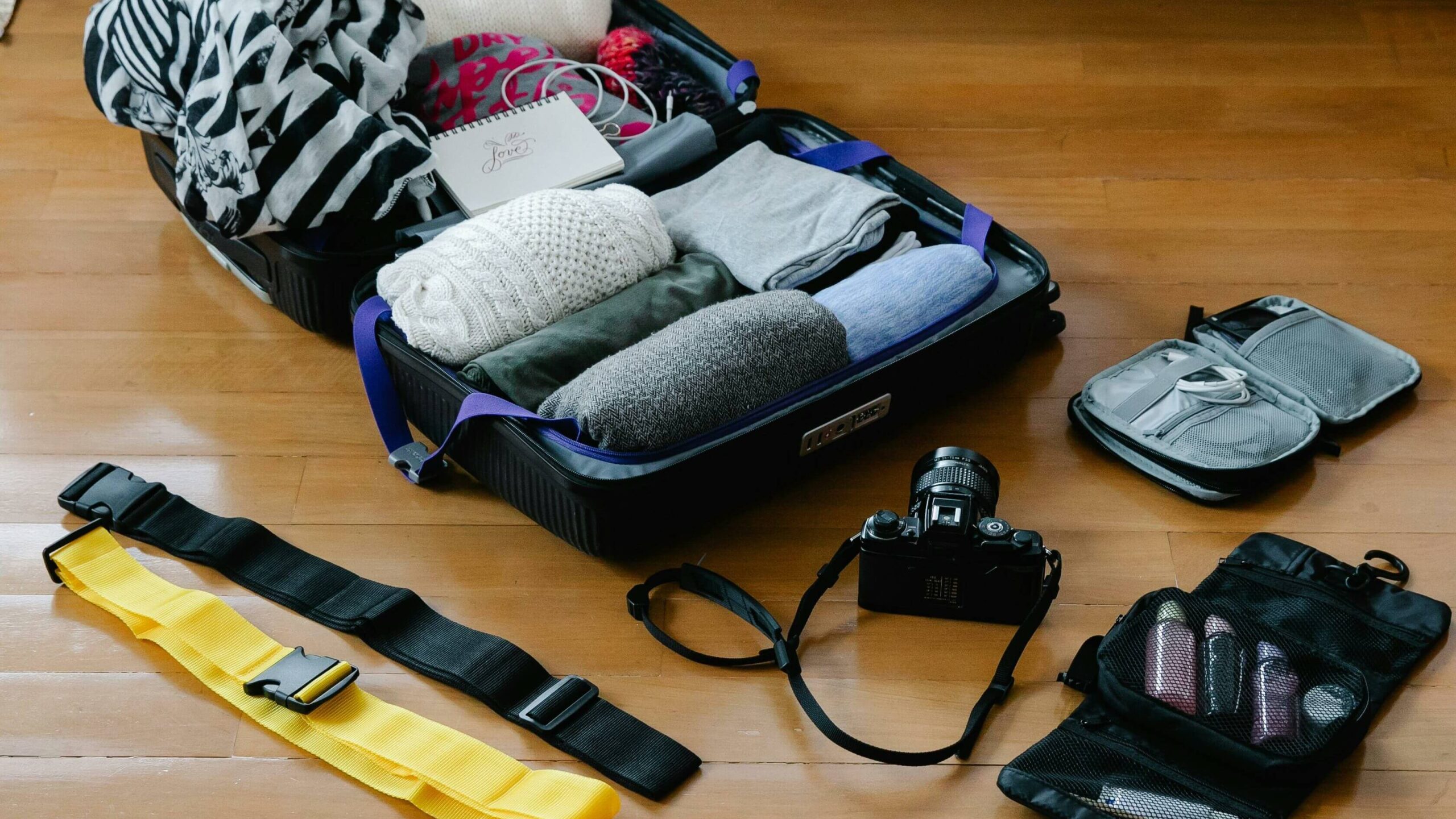 photographer outfit accessories