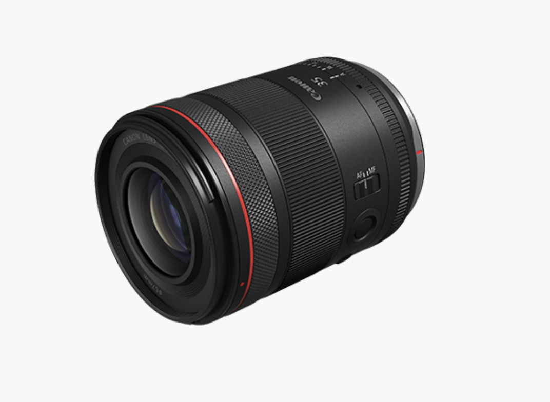 Canon - RF35mm F1.4 L VCM - best lens for environmental and lifestyle portraits
