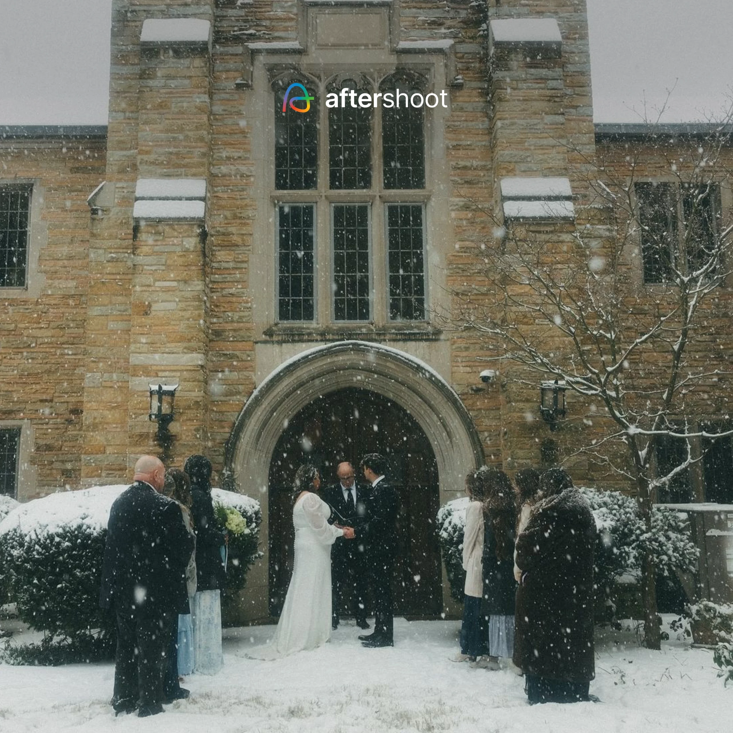 Winter Wedding Photography Tips: Gear, Lighting & Timelines
